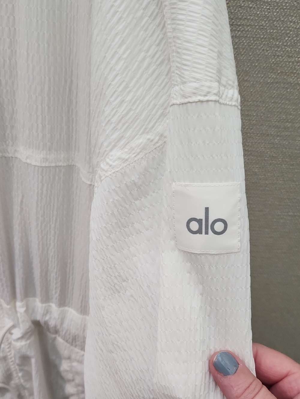 ALO Yoga Summer Nights Lightweight Jacket - Picture 5 of 15